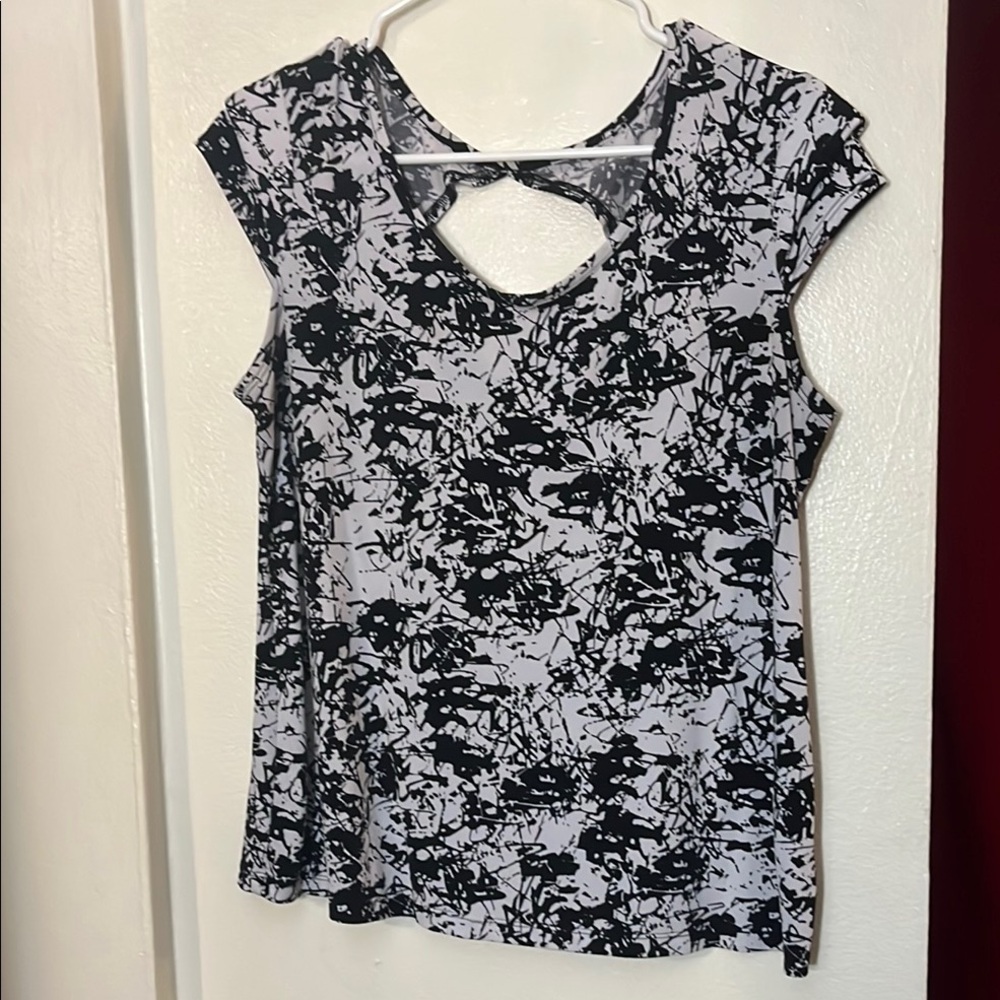 AB Studio Black and White Graphic Blouse with Cut Out